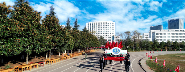 曲靖财经学校2021年五年一贯制大专/三年制普通中专招生简章(图11)