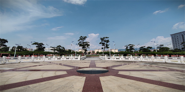 曲靖护理学校招生简章