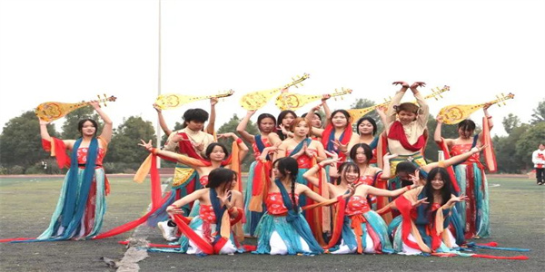 云南冶金高级技工学校2025年招生简章 云南冶金高级技工学校2025年招生简章