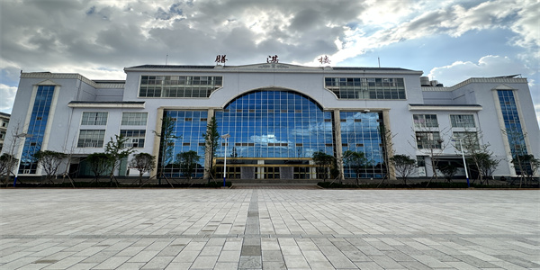 曲靖工商职业技术学校招生简章 曲靖工商职业技术学校招生简章