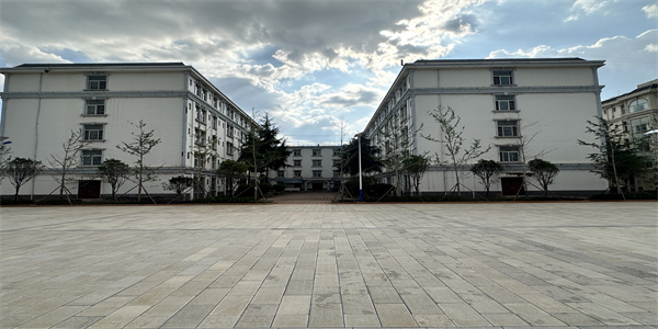 曲靖工商职业技术学校招生简章 曲靖工商职业技术学校招生简章