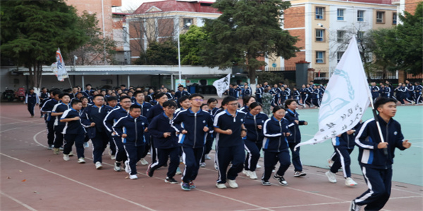 昆明市旅游职业中学招生简章 昆明市旅游职业中学招生简章