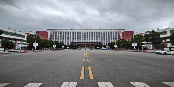 曲靖麒麟教育集团招生简章 曲靖麒麟教育集团招生简章