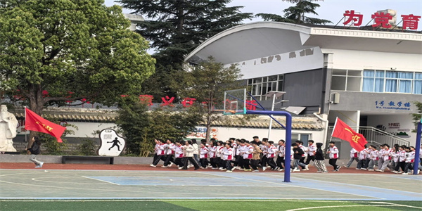 昆明通航技工学校招生简章