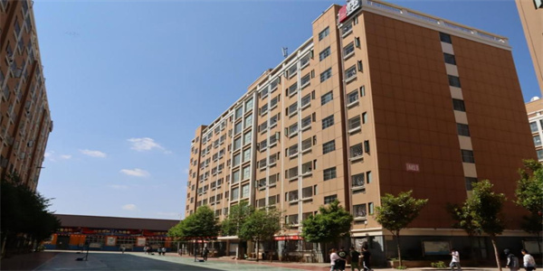 昆明华航技工学校招生简章