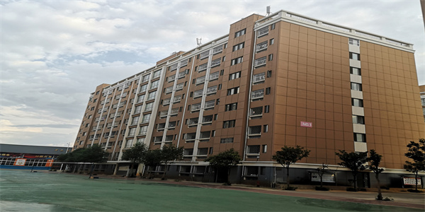 昆明华航技工学校招生简章