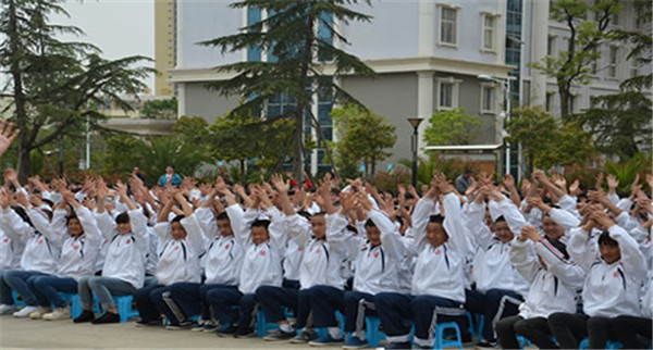 曲靖工商职业技术学校2021年五年一贯制大专/三年制普通中专招生简章(图17)